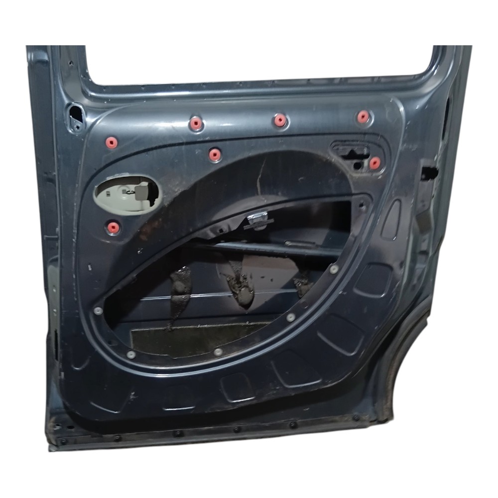 Porta Correr Traseira Direita Fiat Doblo 2002 A 2009 Detalhe Traseira Direito 6