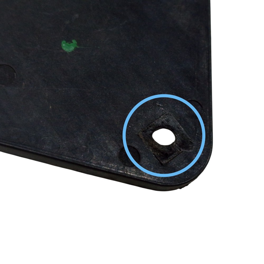 Suporte Porta Traseira Direita Ford Fiesta 2009  2013 Avaria 3