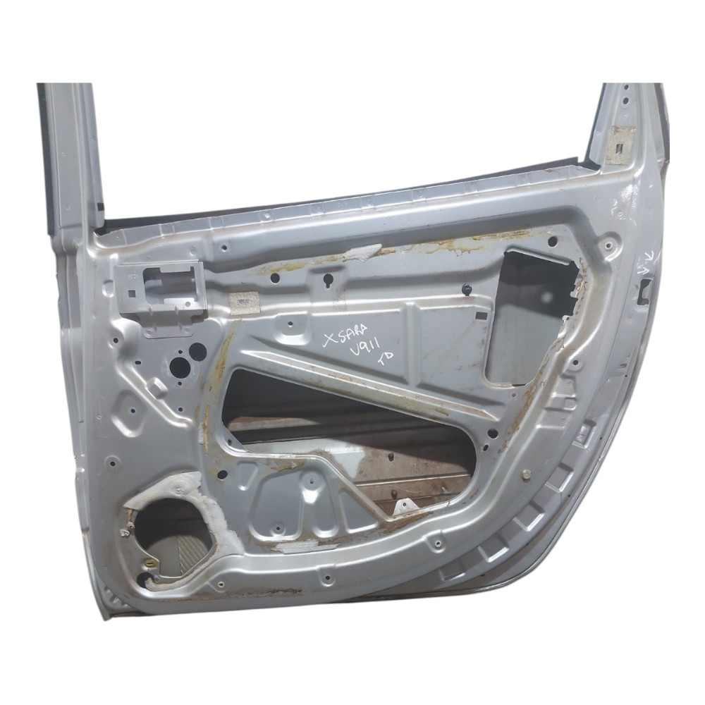 Porta Traseira Direita Xsara Picasso 2001 A 2012 Detalhes Traseira Direito 7