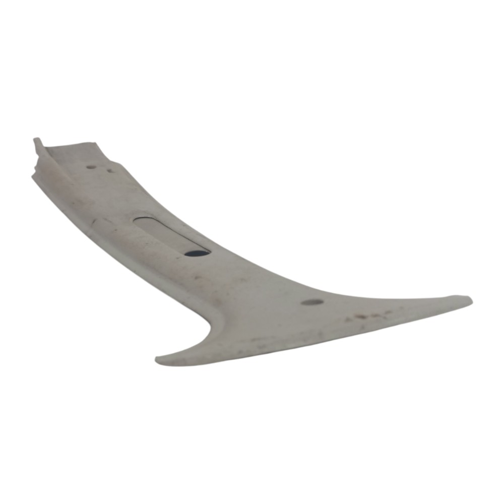 Moldura Coluna Central Esquerda Gm Corsa 1994 1995 A 2002 1