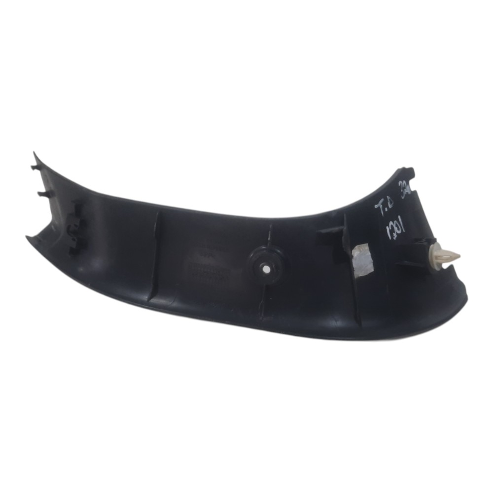 Moldura Tampa Porta Malas Traseira Direita Bmw 120i 06 A 12 5