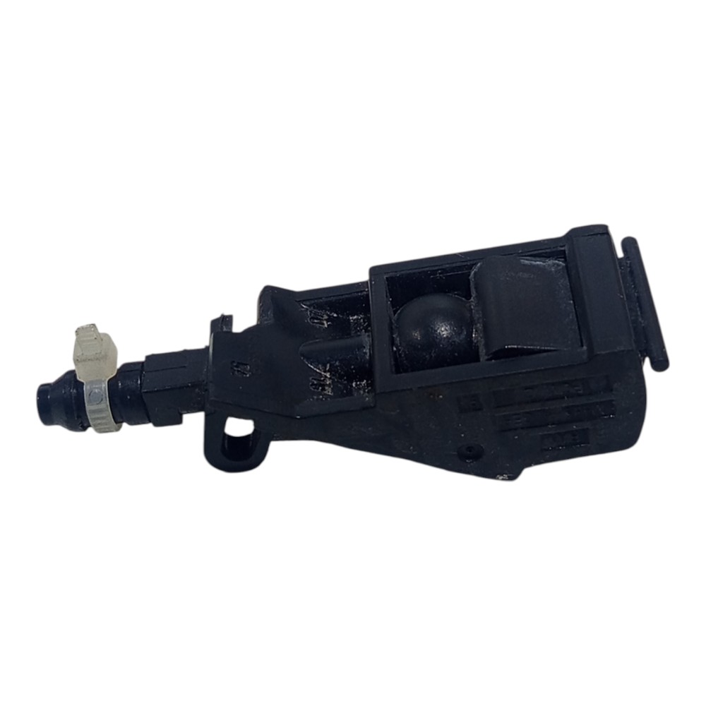 Brucutu Esguicho Parabrisa Dianteiro Vw Up Tsi 4
