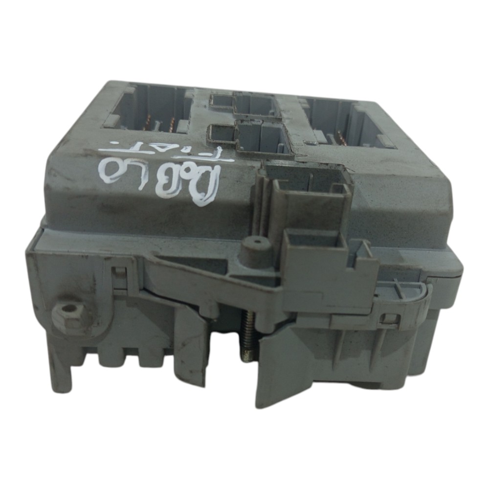 Caixa Fusivel Fiat Doblo Hlx 1.8 Etorq 2011 2012 51879490 6