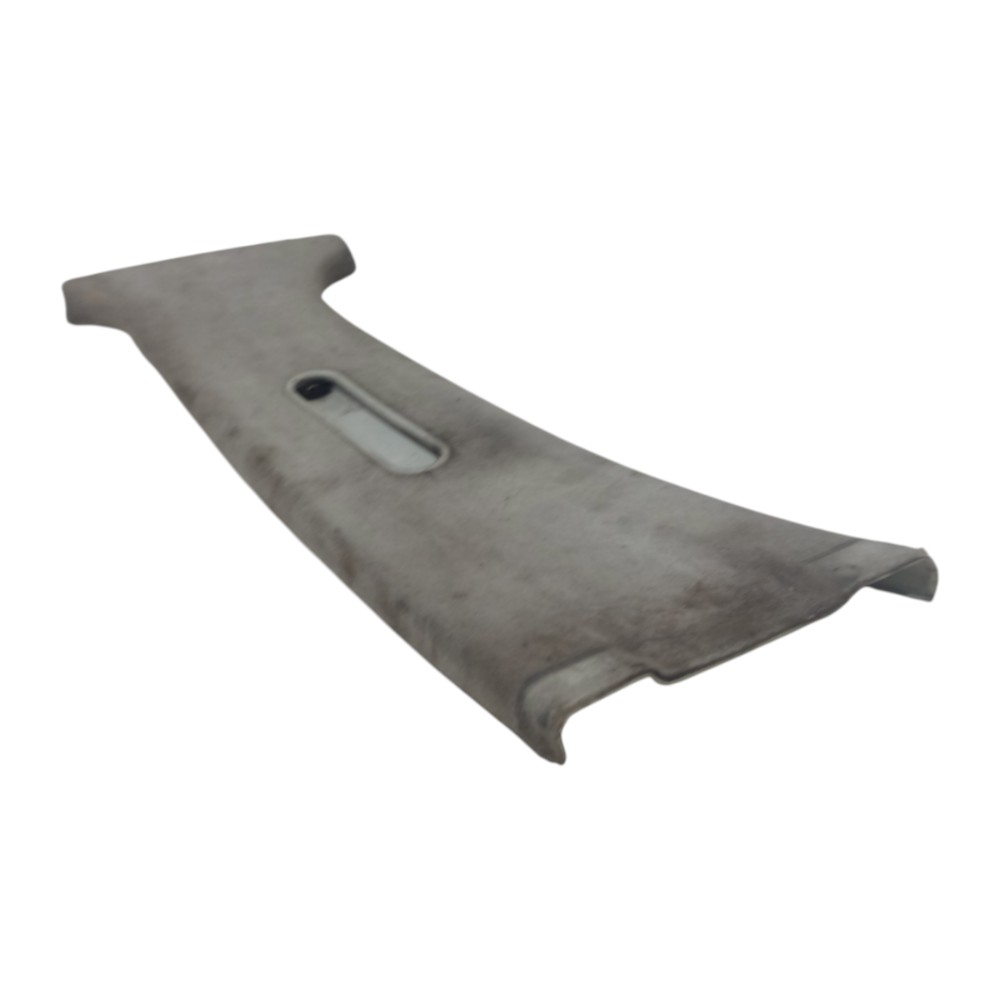 Moldura Superior Coluna Central Esquerda Vw Golf 2003 A 2009 3