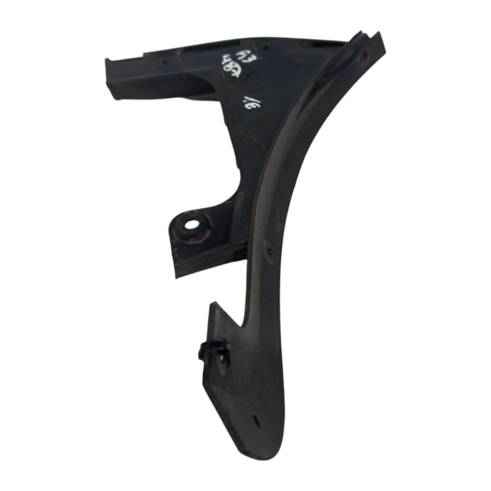 Guia Parachoque Traseiro Esquerdo Audi A3 1996 1997 A 2005 4
