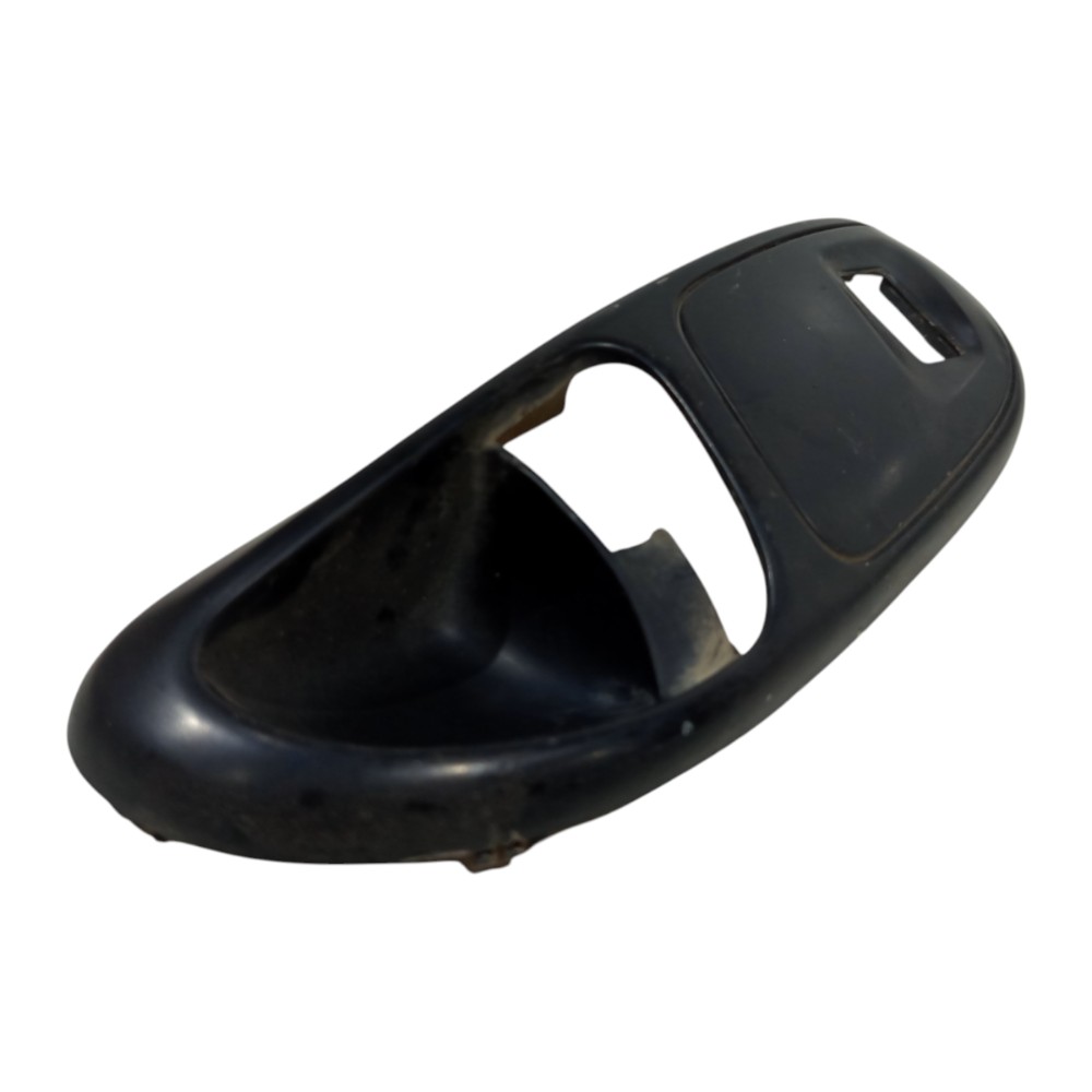 Moldura Maçaneta Traseira Esquerda Volkswagen Gol 1999/2005 1
