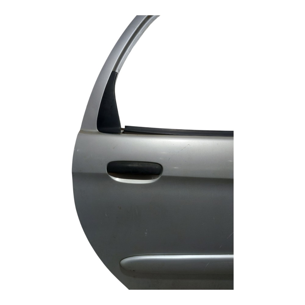 Porta Traseira Direita Xsara Picasso 2001 A 2012 Detalhes Traseira Direito 6