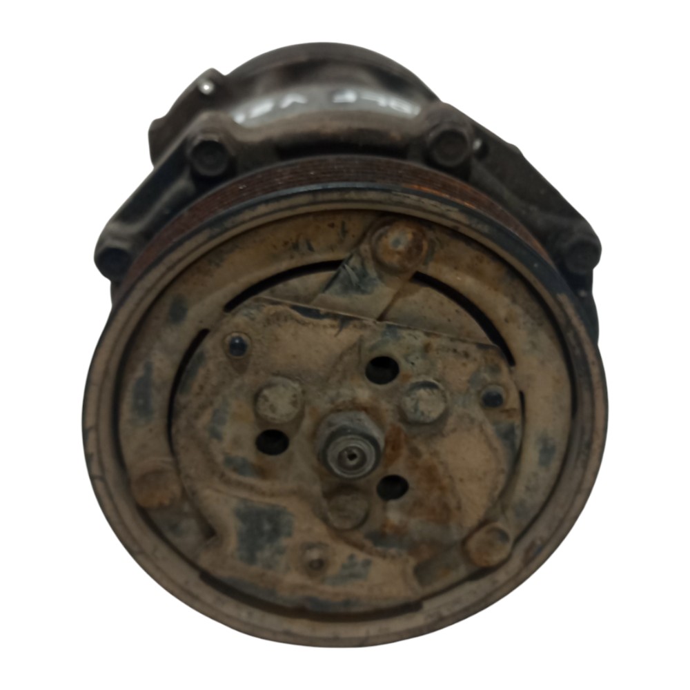 Compressor Ar Condicionado Volkswagen Golf 1.8 8v 1995 a1999 2