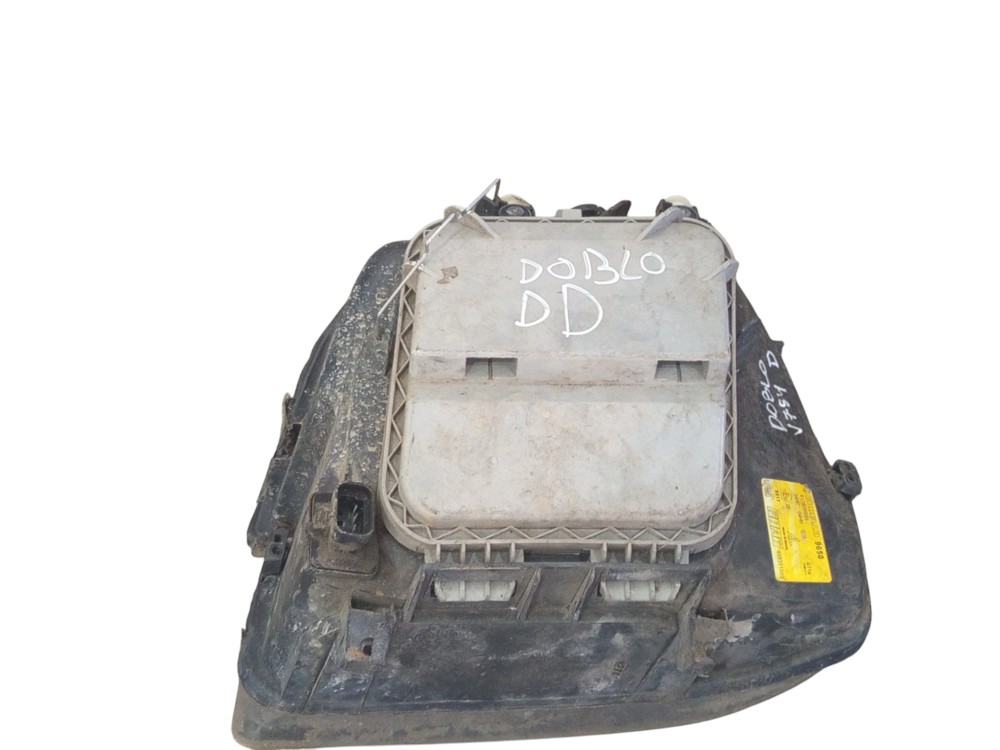 Farol Dianteiro Direito Fiat Doblô 2002 2003 2004 A 2011 Direito/passageiro 2