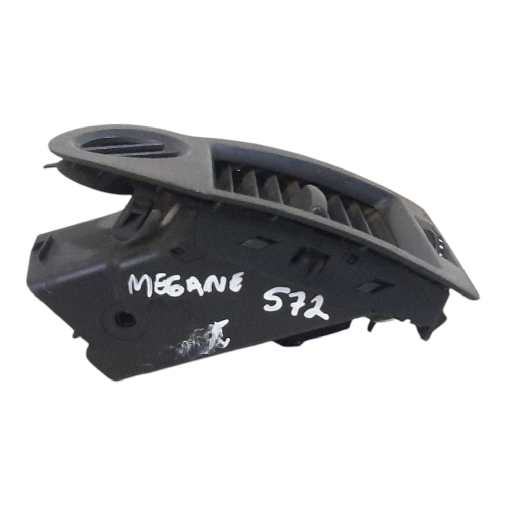 Difusor Ar Dianteiro Esquerdo Megane Grand Tour 2007 A 2013 1