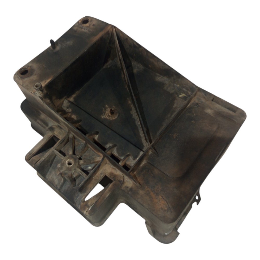 Suporte Base Caixa Bateria Ford Focus 1.8 16v 2000 A 2004 7
