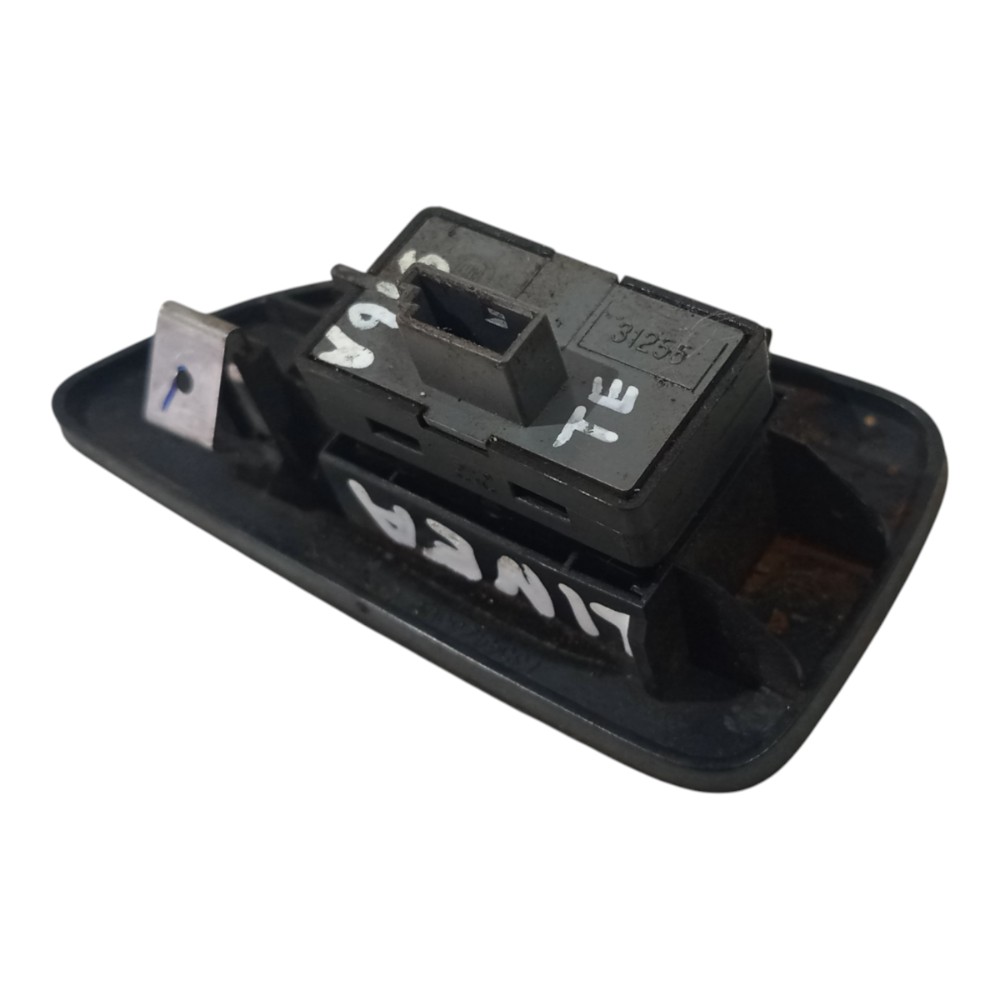 Botão Vidro Elétrico Traseiro Le Fiat Linea 2010 2011 A 2014 3
