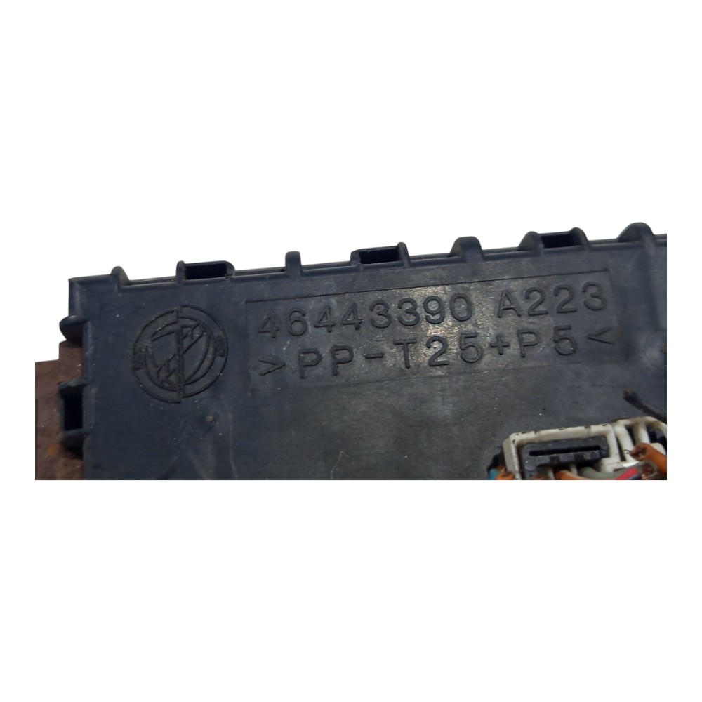 Caixa Fusível Fiat Brava Marea 1999 20000 A 2002 C/suporte 7