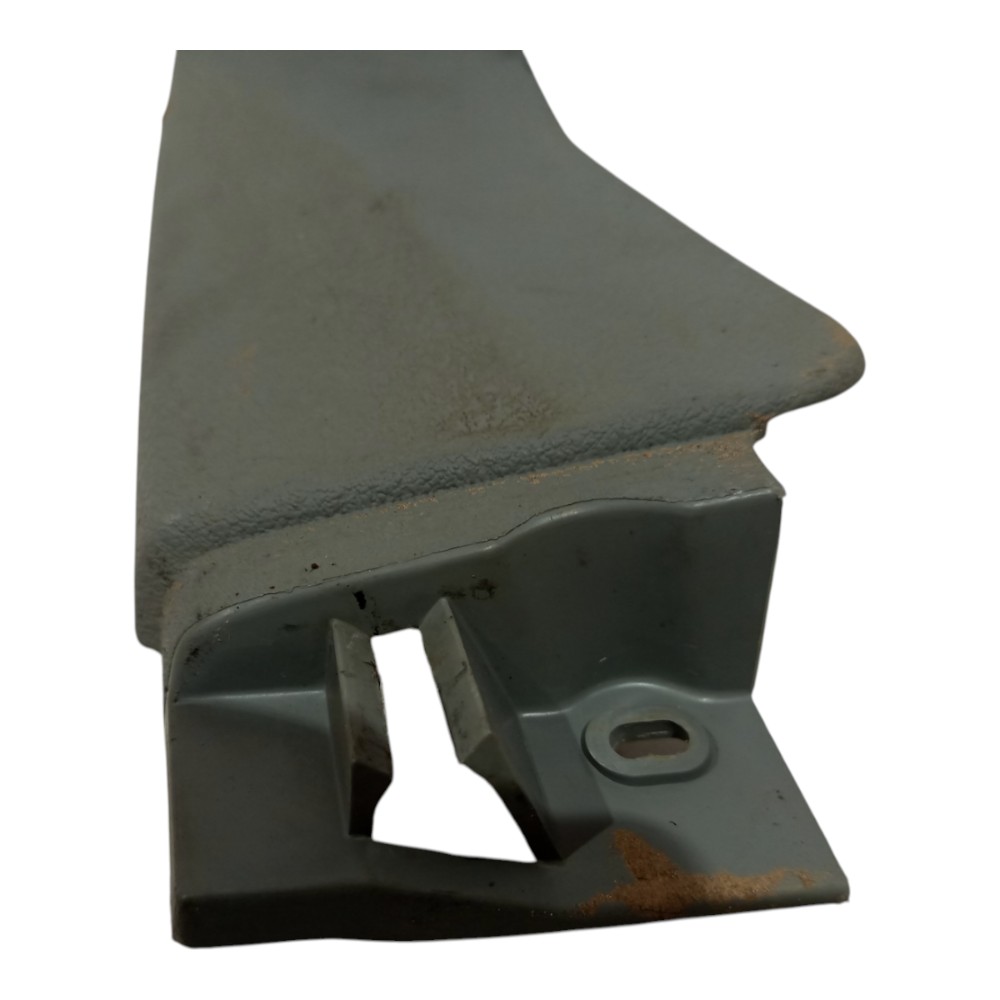 Moldura Acabamento Dir Porta Malas Renault Clio 2004 A 2010 Cinza 7