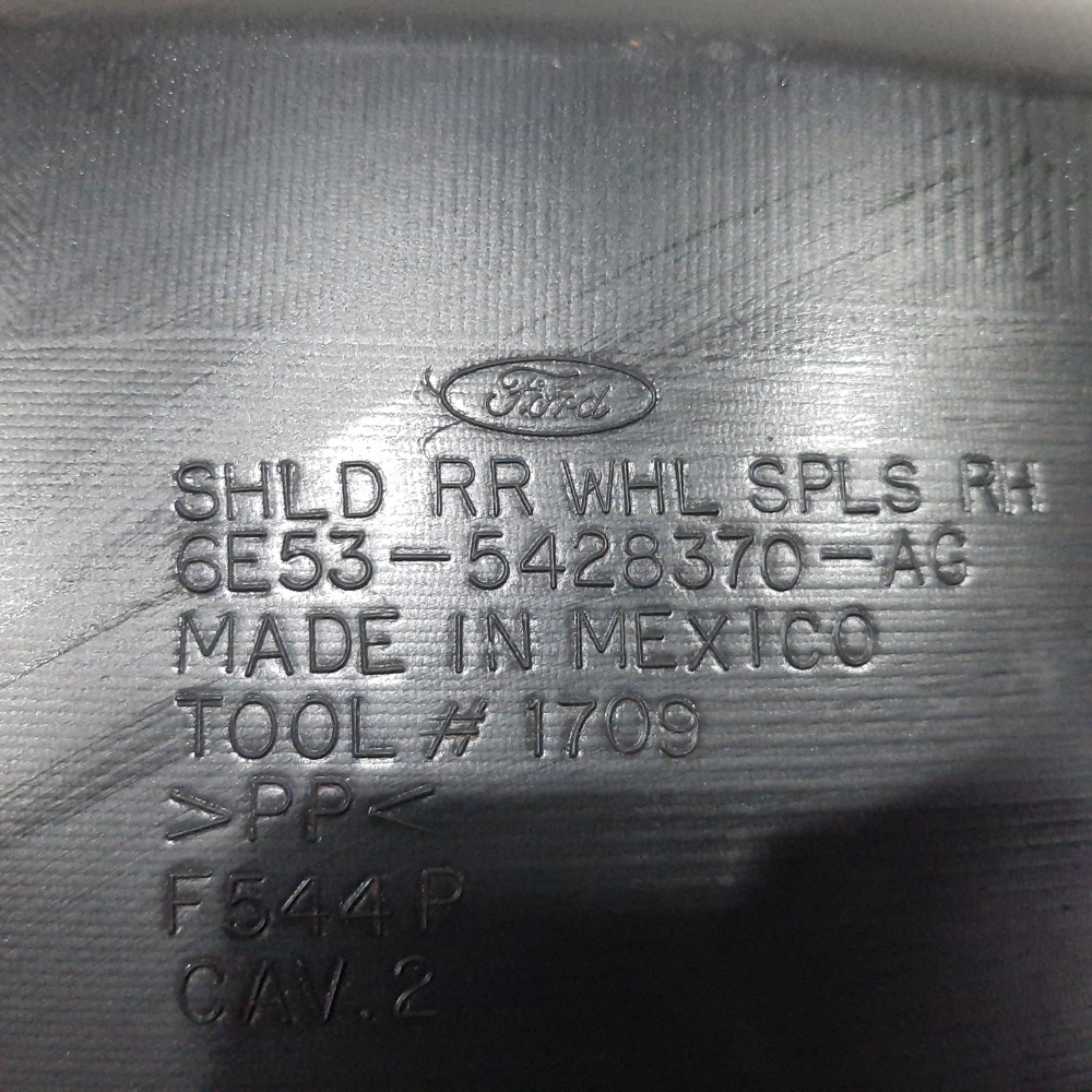 Parabarro Traseiro Direito Ford Fusion 06 A 2009 6e535428370 6