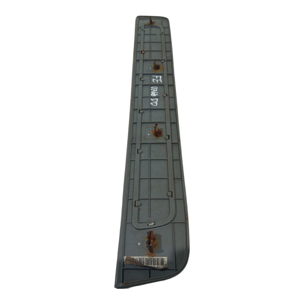 Soleira Porta Dianteira Direita Hyundai Santa Fé 2006 – 2013 4