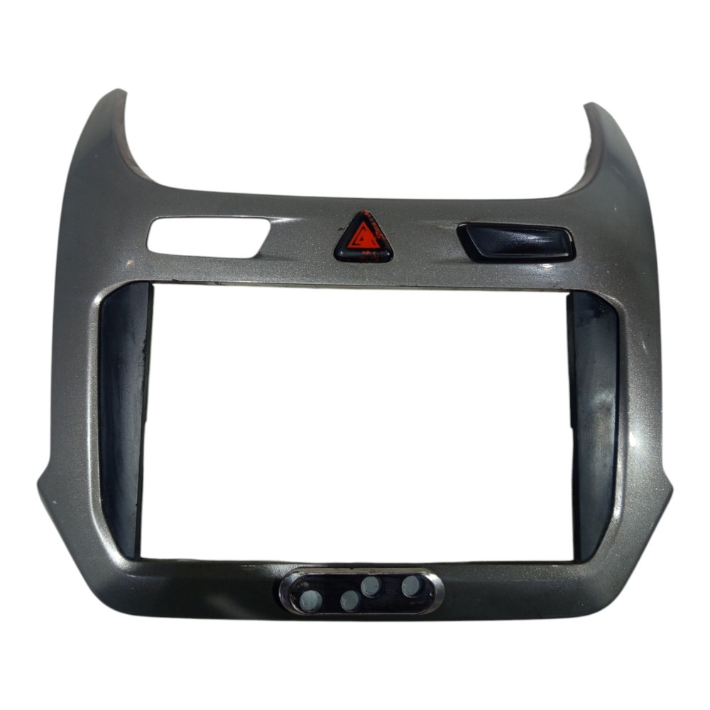 Moldura Painel Central Rádio Gm Cobalt 2013 A 2016 1