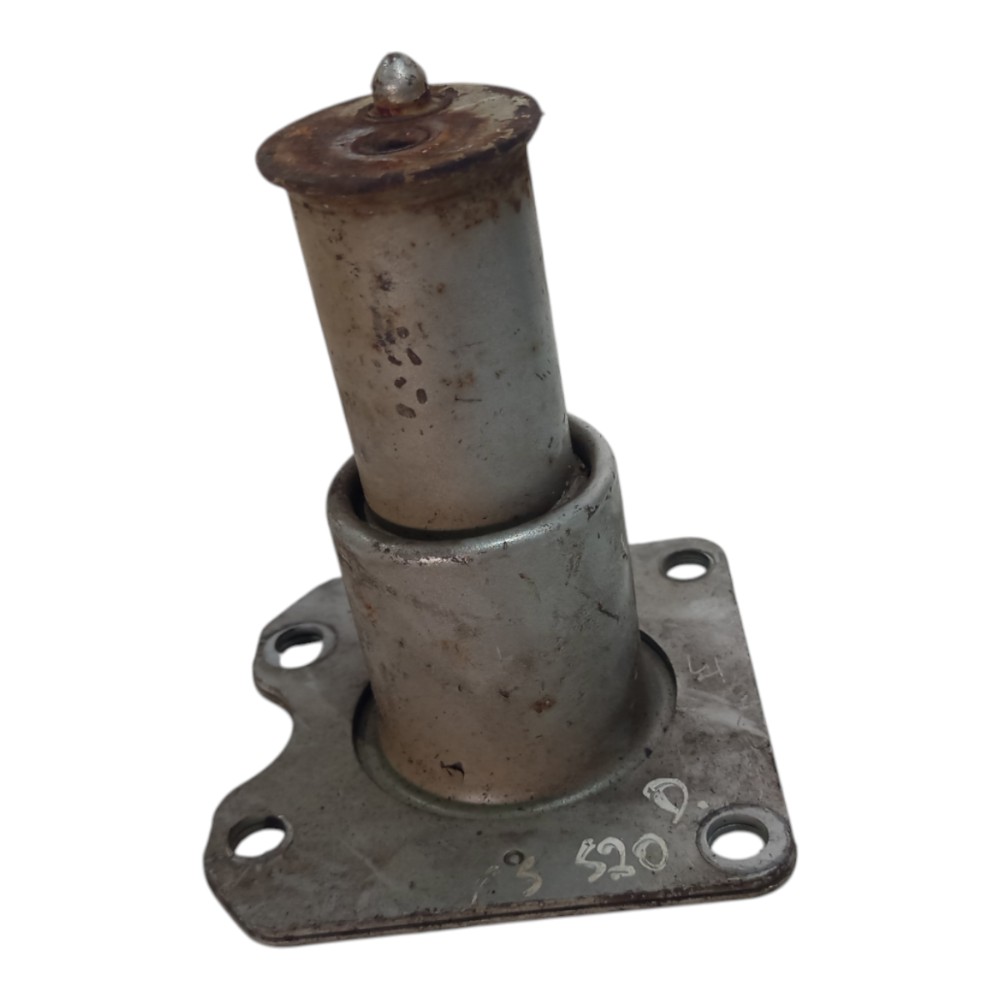 Suporte Alma Para-choque Dianteiro Direito C5 2001 A 2008 3