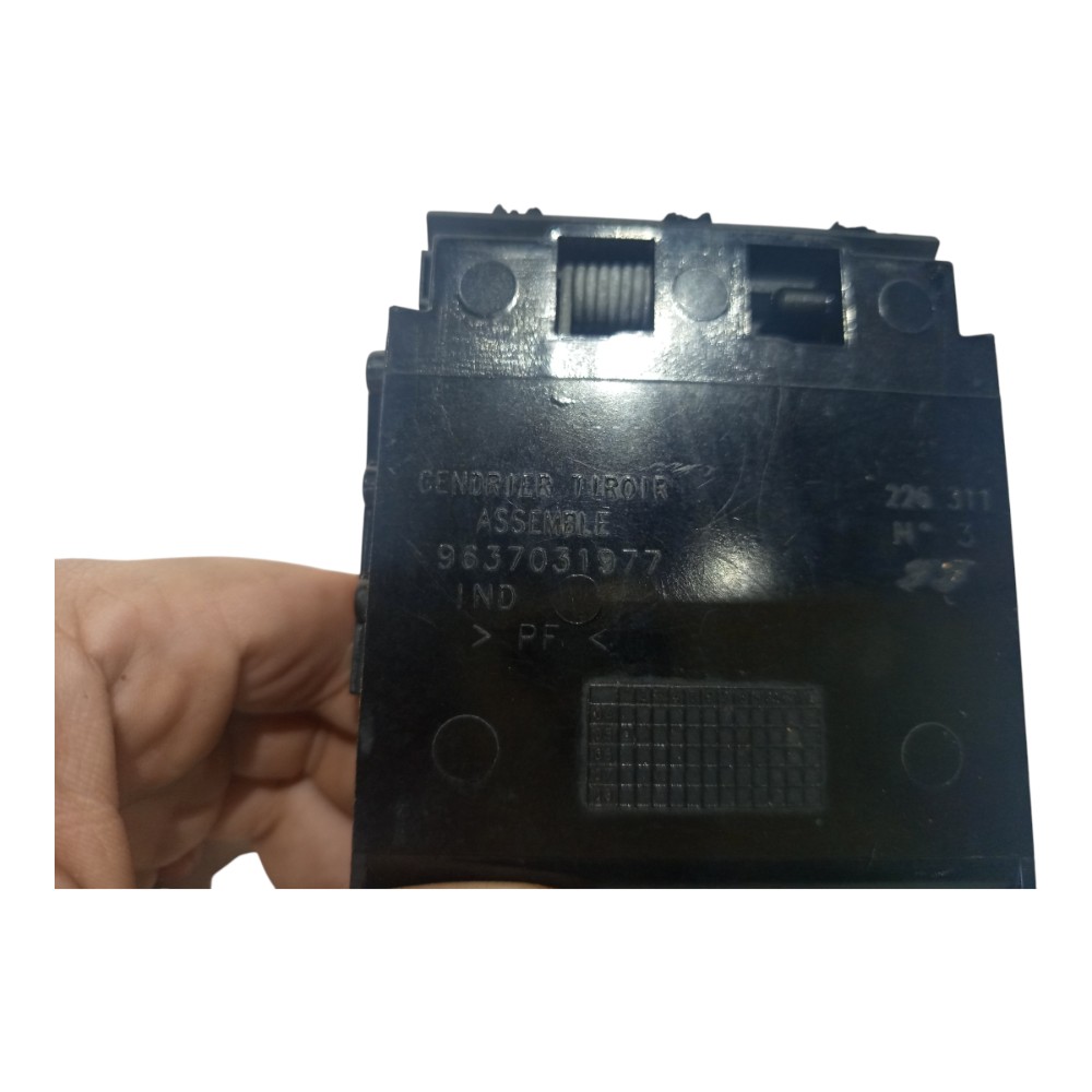 Cinzeiro Porta Objetos Painel Peugeot 307 2001 2002 A 2012 5
