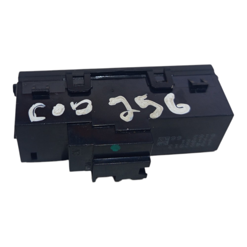 Interruptor Indicador Bolsa Ar Gm Tracker 2017 2018 2019 3