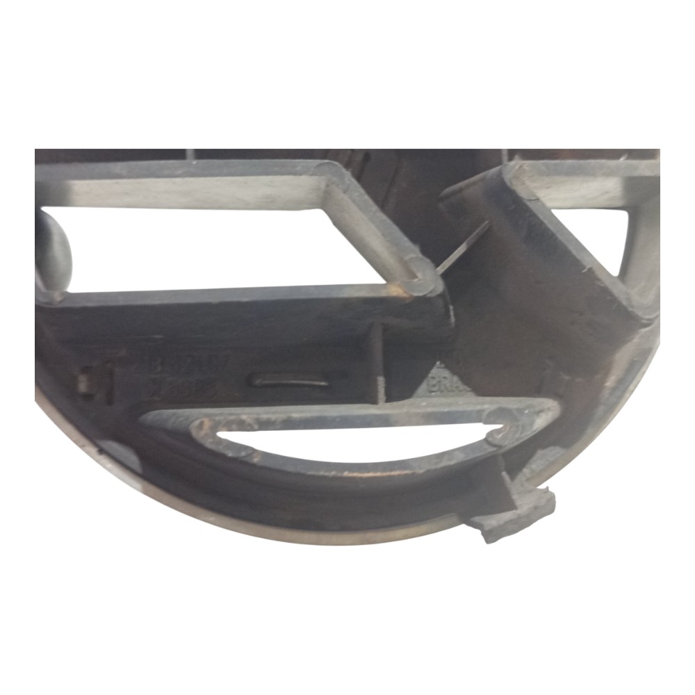 Emblema Grade Dianteira Volkswagen Parati Gol G3 1999 A 2005 Cromado 2