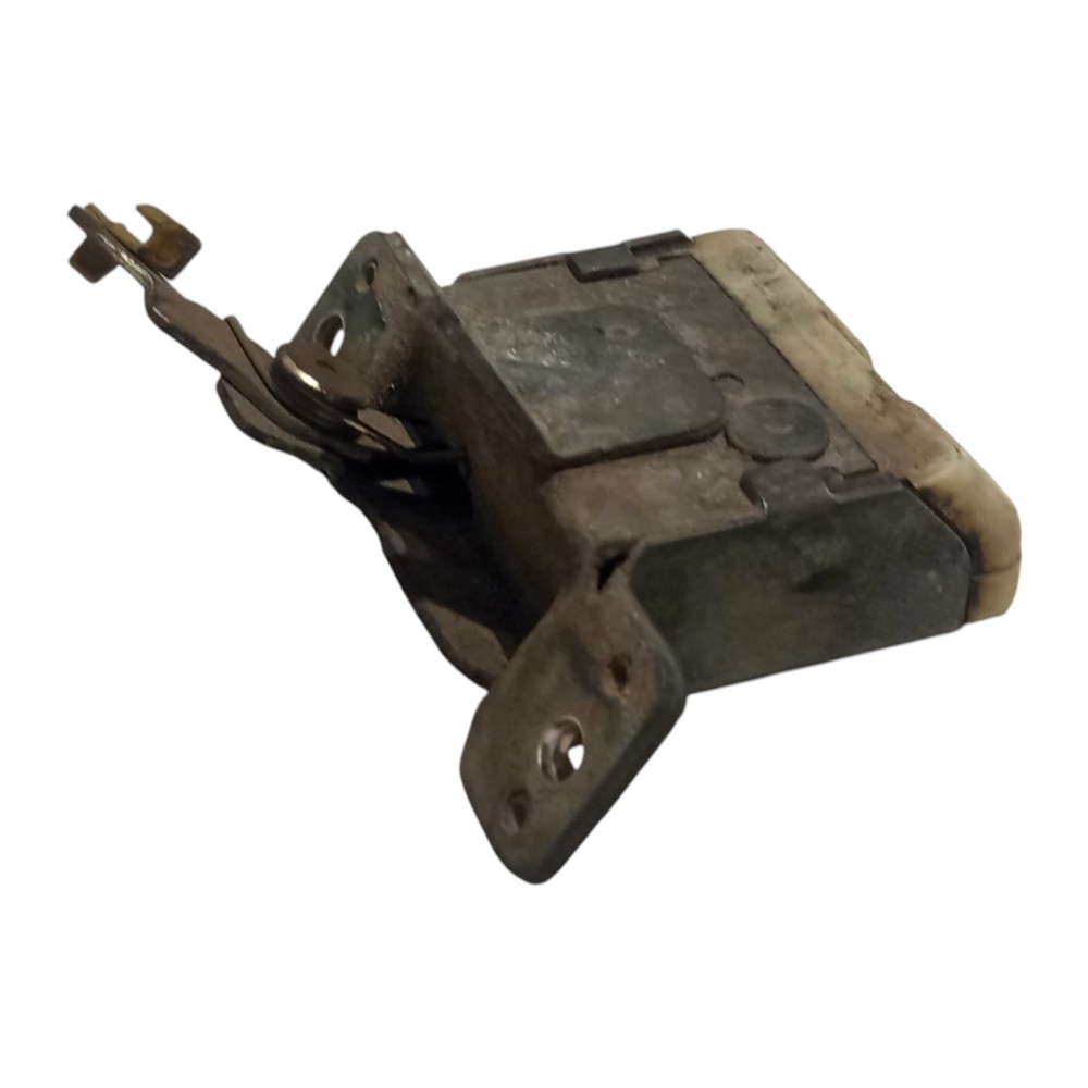 Fechadura Tampa Traseira Gm Chevrolet Corsa 1994 1995 A 2002 9