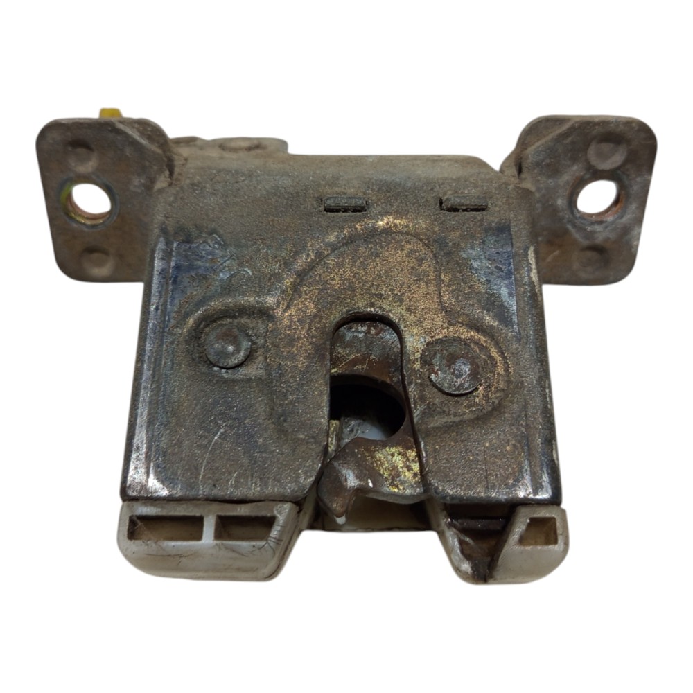 Tranca Trava Porta Malas Gm Chevrolet Corsa 1996 1997 A 2002 7