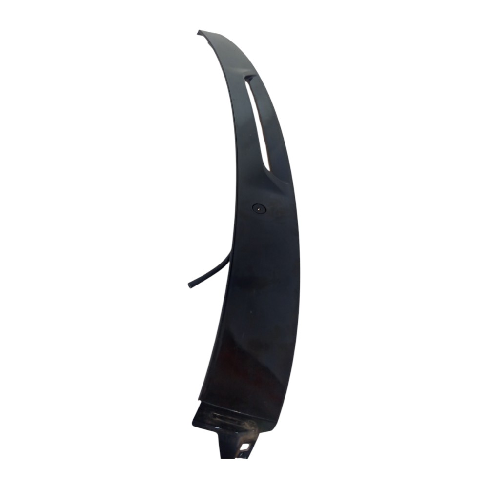 Spoiler Acabamento Brake Light Gm Tracker 2020 A 2024 Preto 6