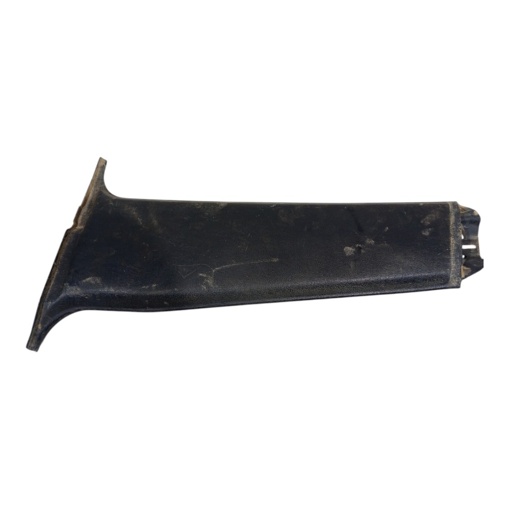 Moldura Coluna Inferior Esquerda Volkswagen Golf 1993 A 1999 1