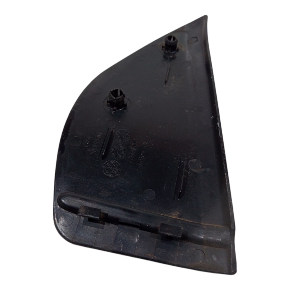 Acabamento Interno Porta Traseira Direita Fiat Palio 96 A 00 4