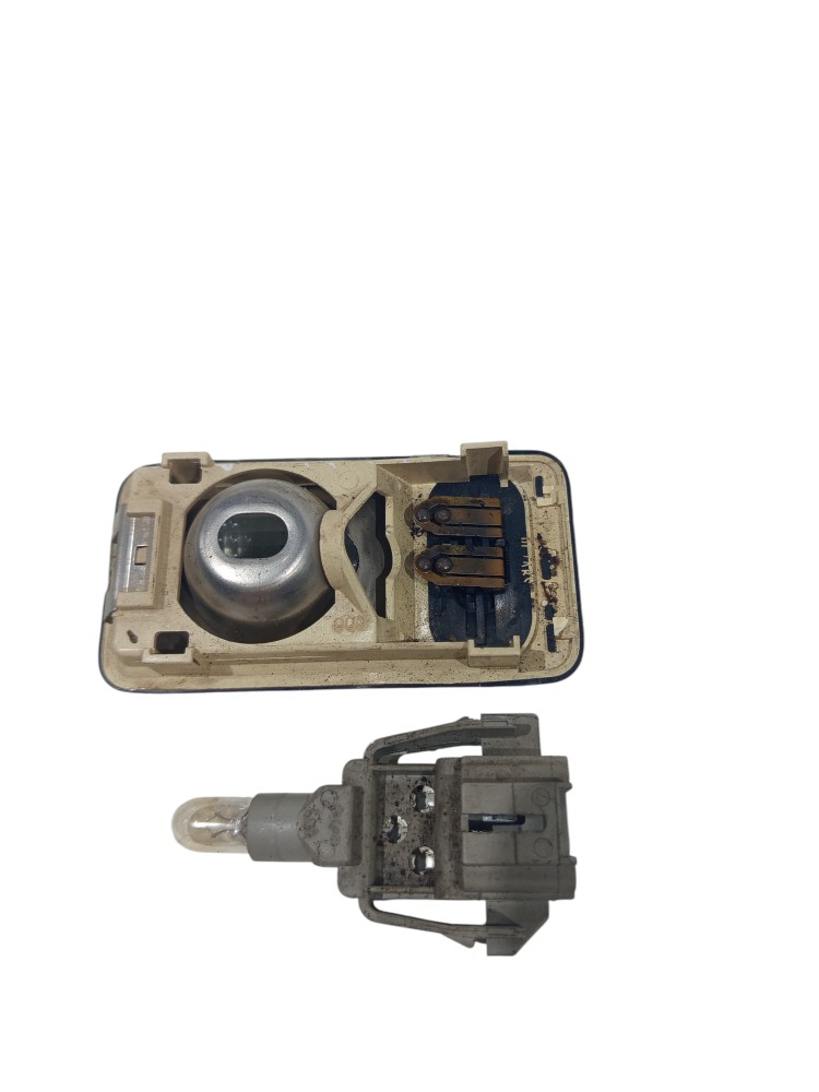 Luz Cortesia Peugeot 206 16v 1.6  1998 A 2008 2