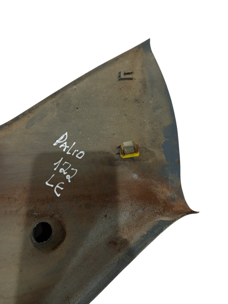 Moldura Coluna Traseira Esquerda Fiat Palio 1.5 1996 A 2011 3