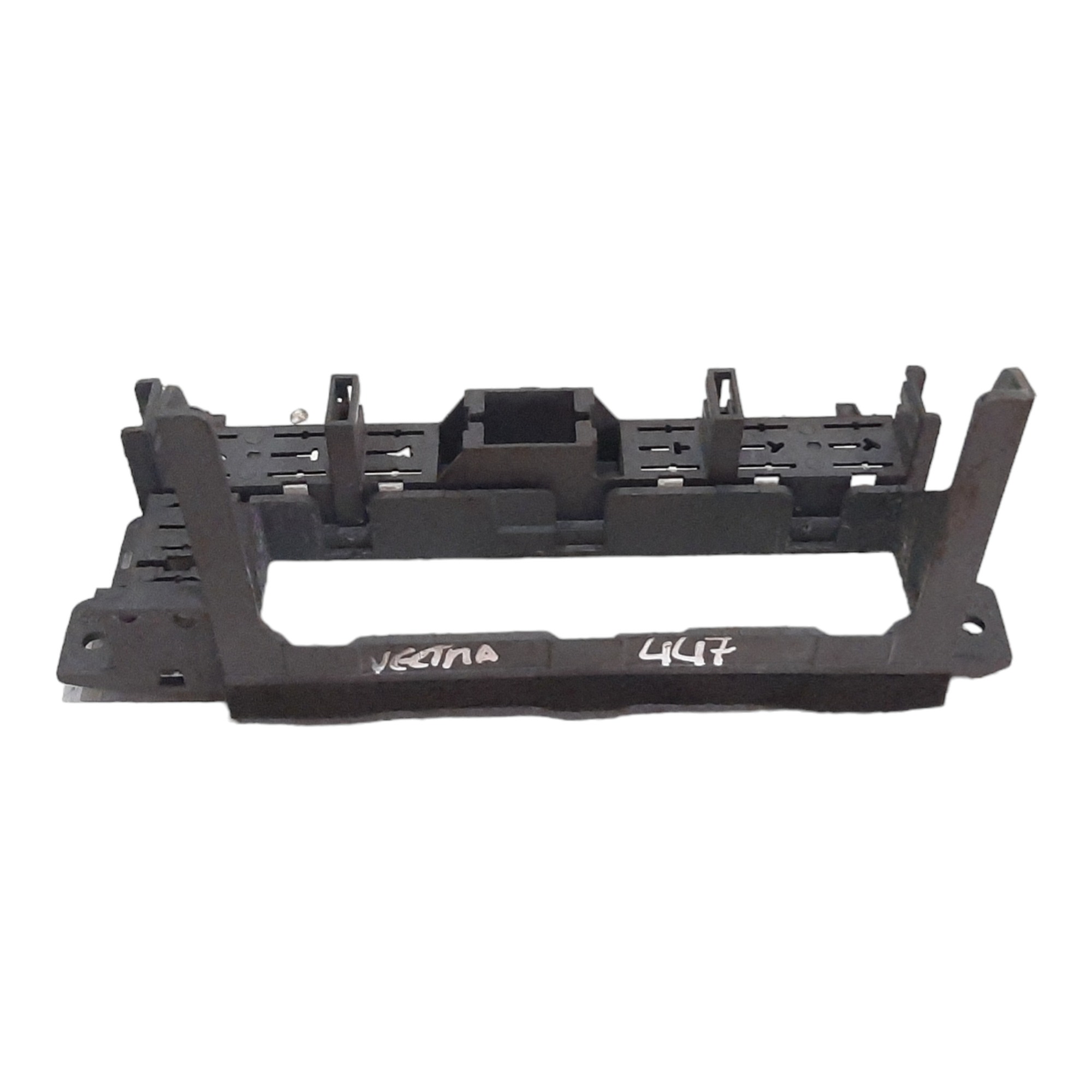 Moldura Central Botão Painel Gm Chevrolet Vectra 2000 A 2005 2