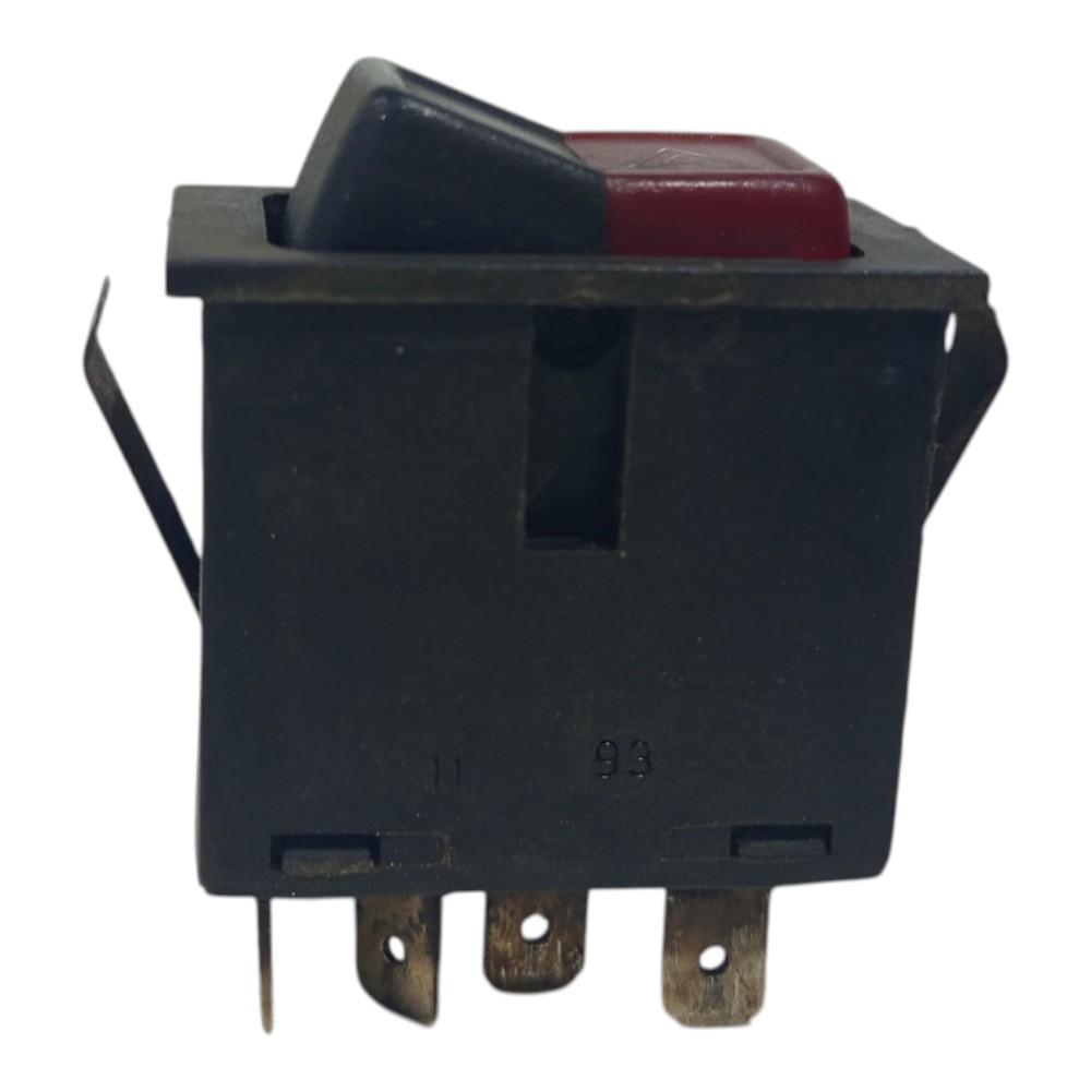 Botão Interruptor Pisca Alerta Volkswagen Parati 1988 A 1994 Vermelho E Preto 1