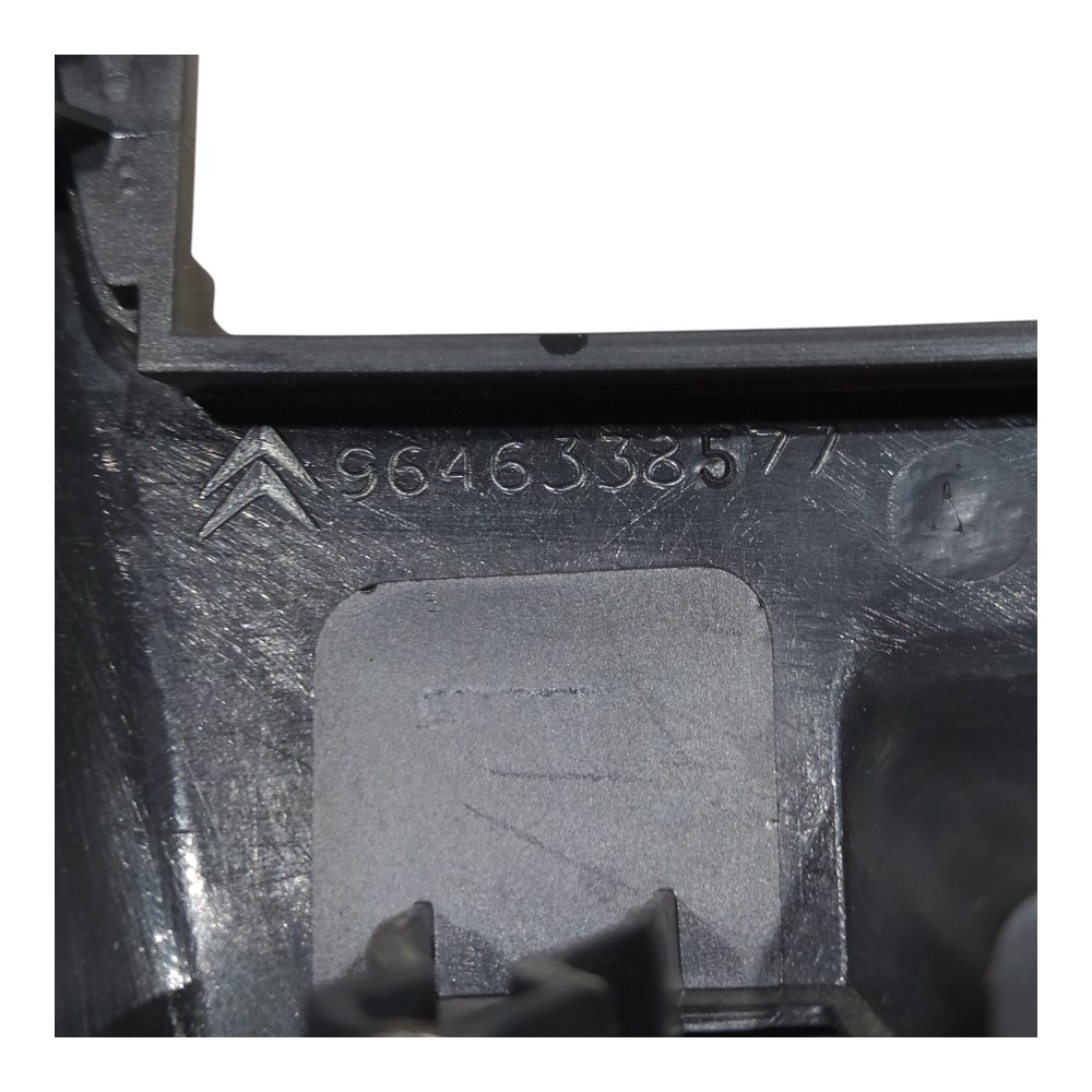 Moldura Console Central Citroen C4 2007 A 2013 9646338577 7