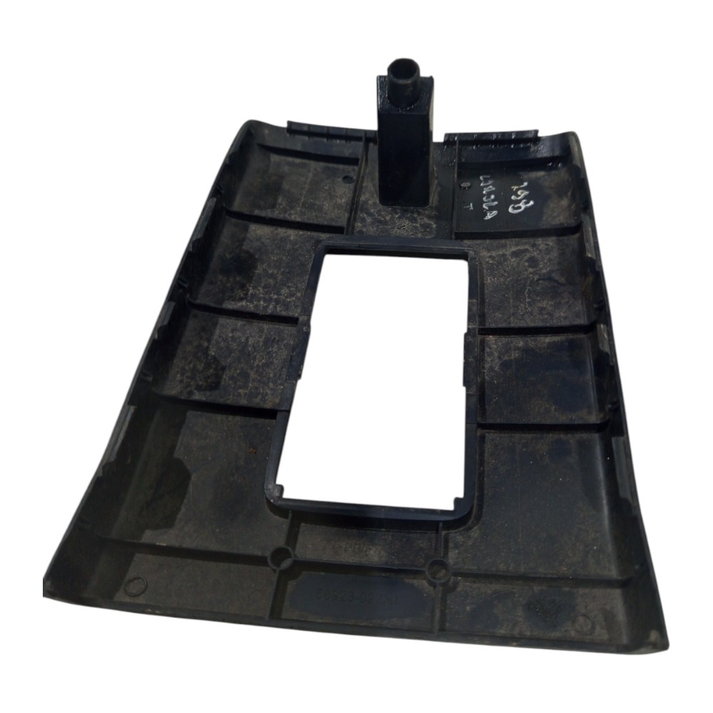 Moldura Tras Tomada Console Toyota Corolla 2015 A 2019 7