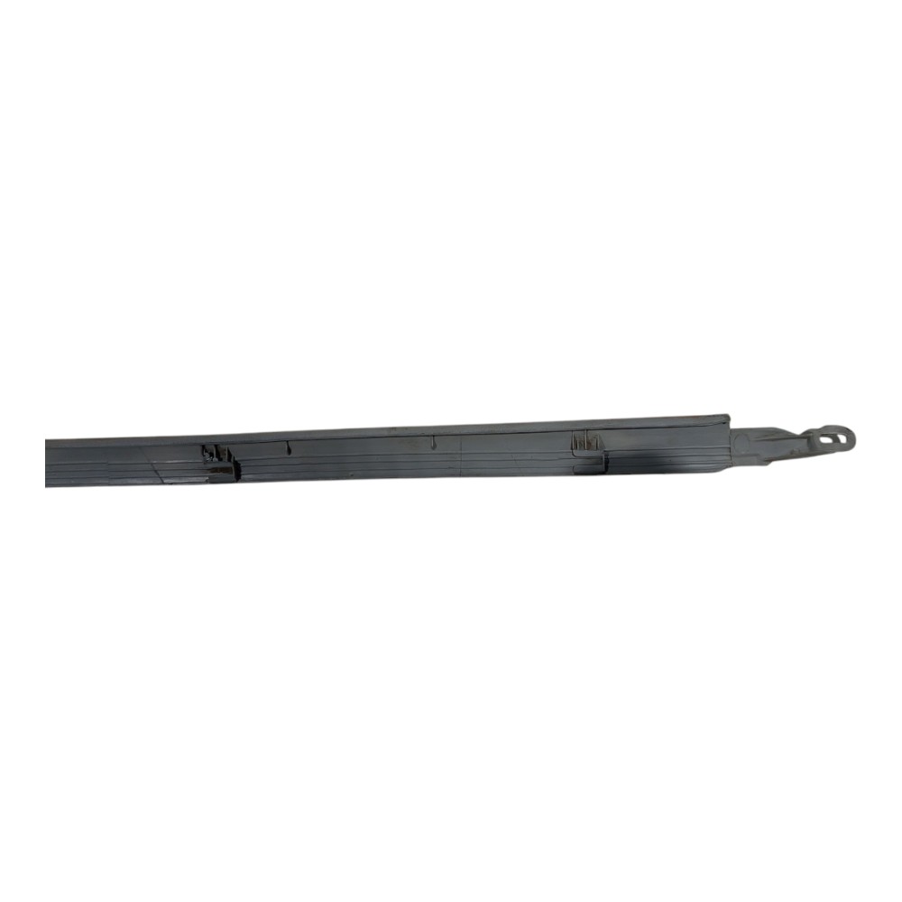 Moldura Coluna Traseira Esquerda Vw Golf 1993 1994 95 A 1999 4