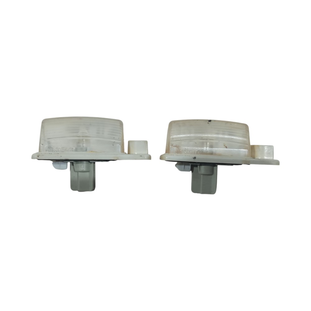 Par Luz Lanterna Placa Nissan Sentra 2007 2008 2009 A 2013 3