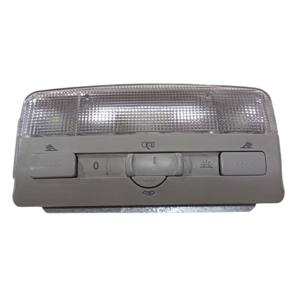 Luz Teto Cortesia Volkswagen Up 1.0 12v 2014 A 2021