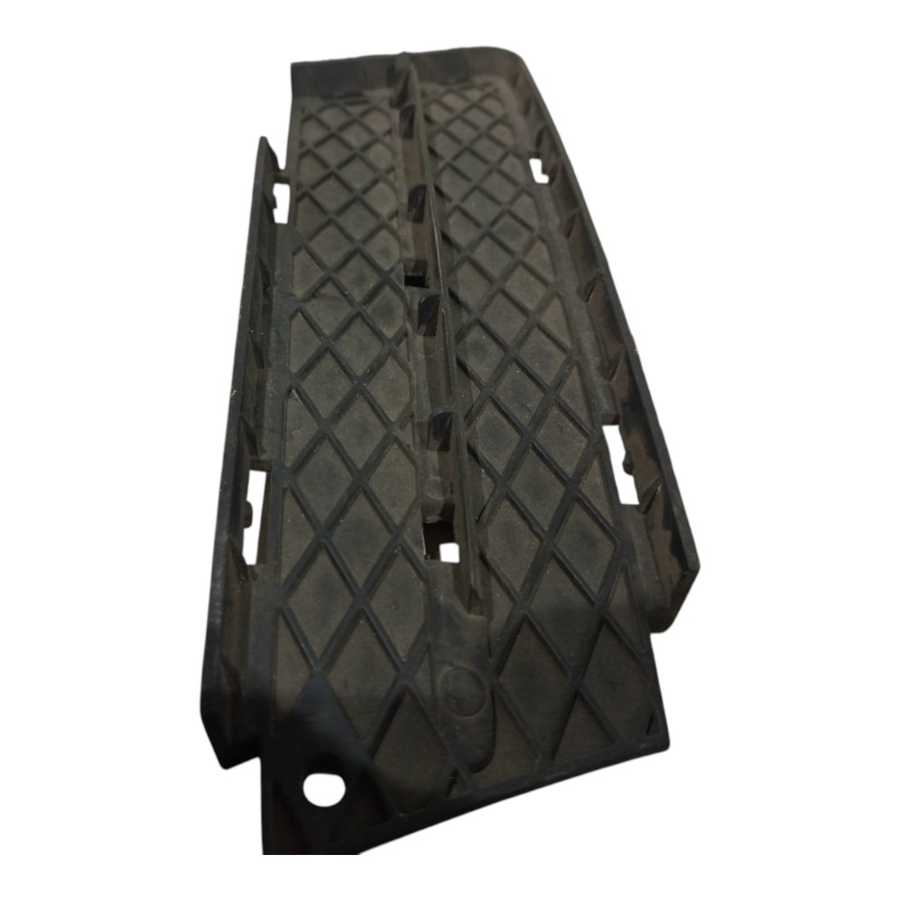 Suporte Guia Parachoque Dianteiro Ld Bmw 320i 2008 A 2016 9