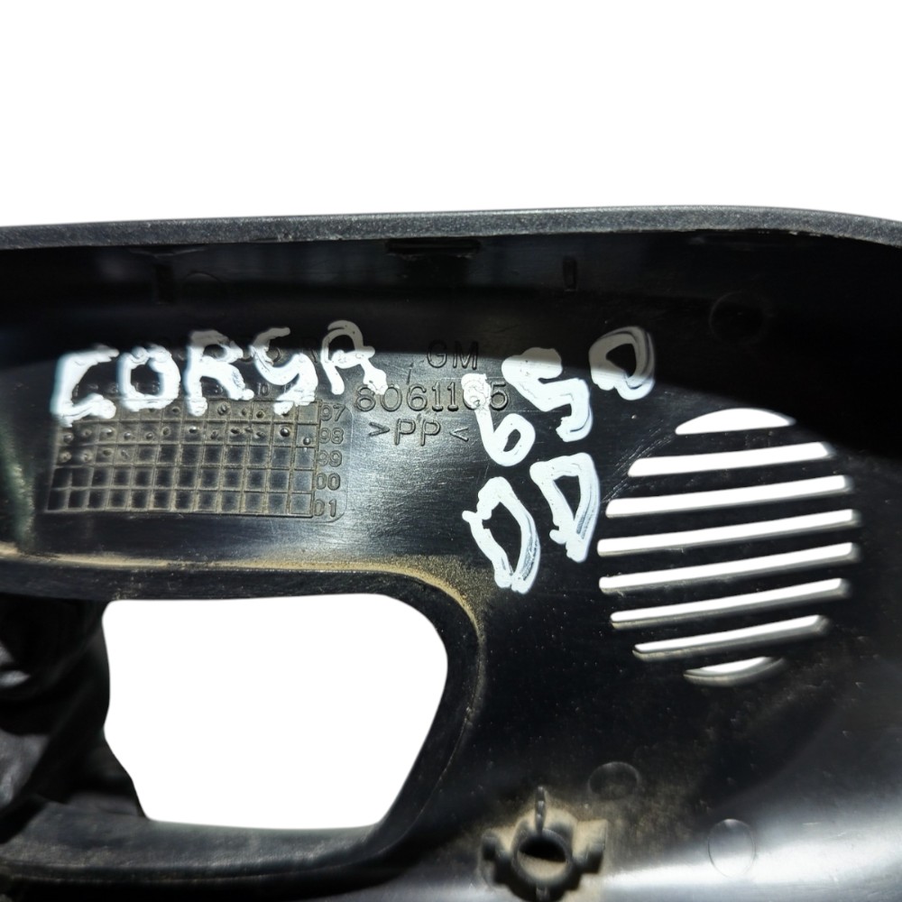 Moldura Maçaneta Interna Dianteira Direita Corsa 1996 A 2010 Dianteira 6