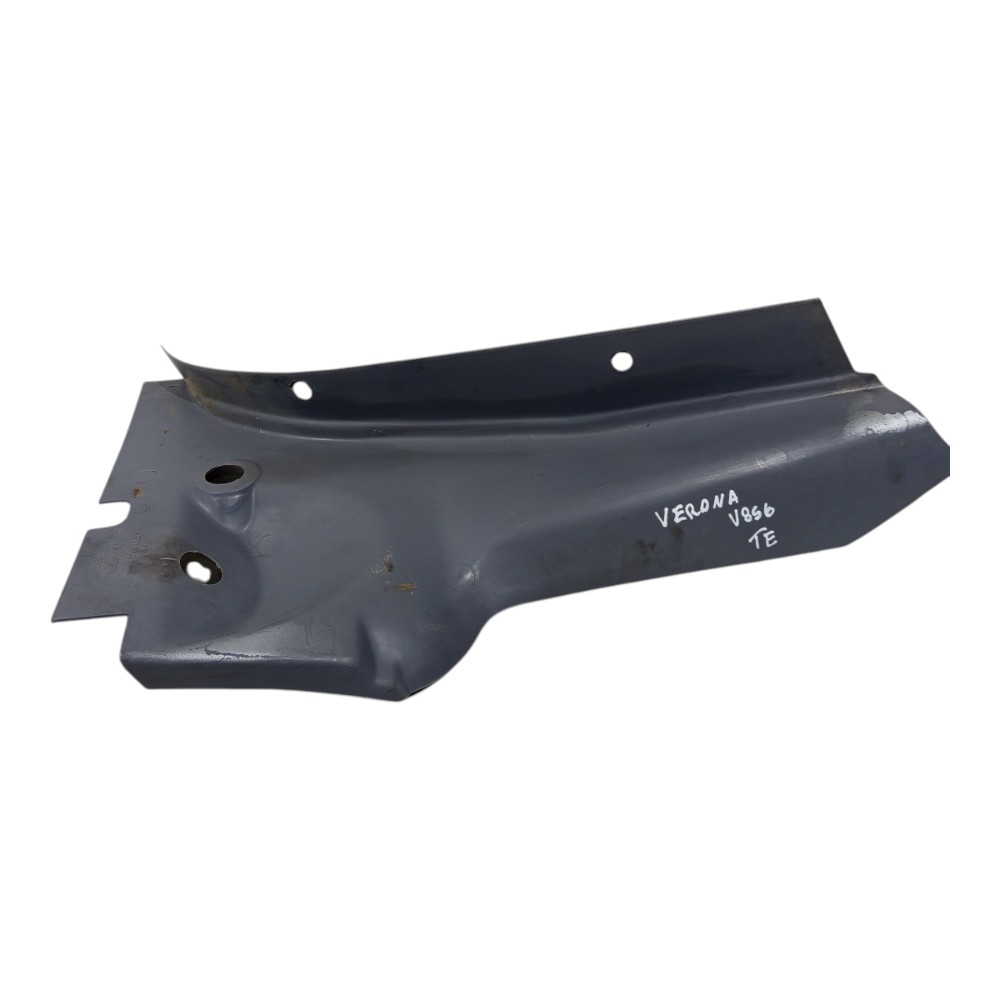 Moldura Coluna Traseira Esquerd Vw Logus Ford Verona 93 A 96 6