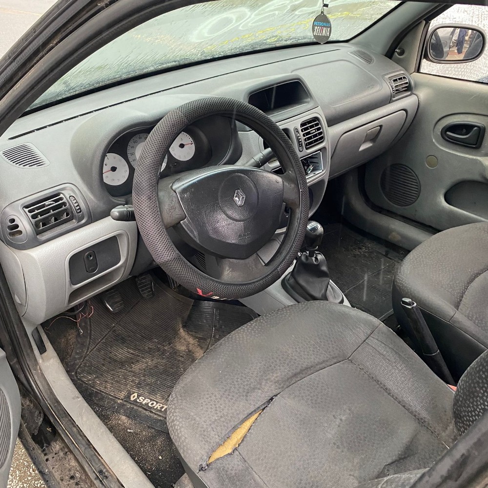 Peças Renault Clio Authentique SD 1.0 16v Flex 76cv 2006 7