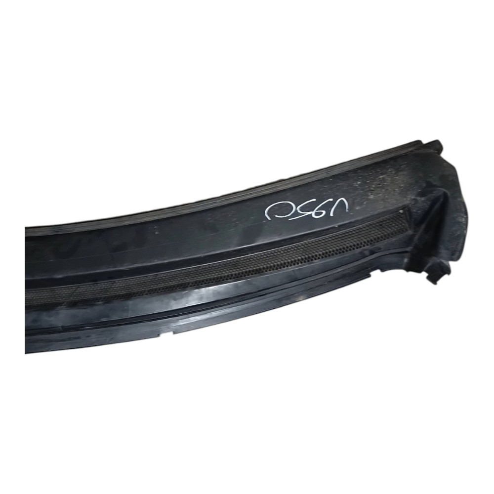 Grade Churrasqueira Parabrisa Ford Focus 2009 A 2013 5