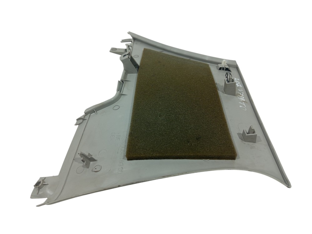 Acabamento Coluna Traseira Direita Peugeot 307 2007 A 2012 4