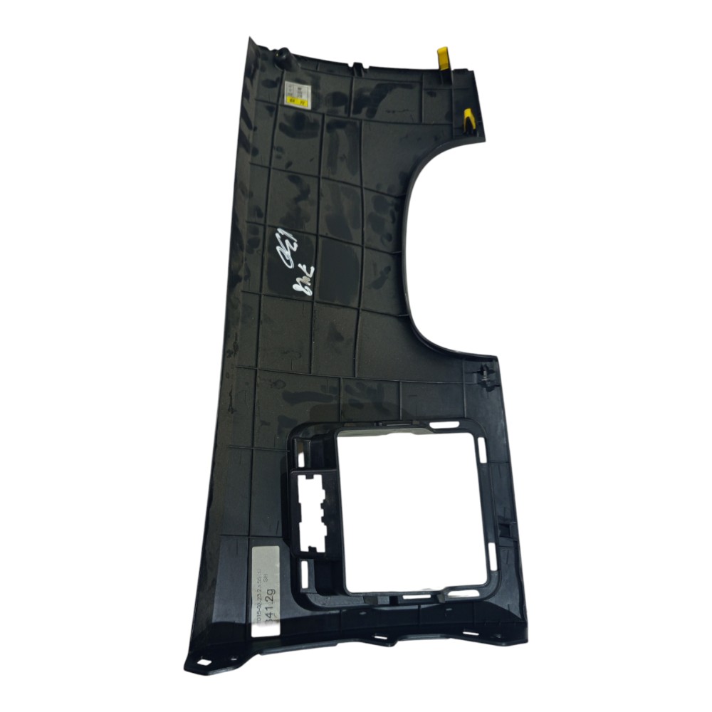 Moldura Inferior Painel Hyundai I30 1.8 2013 2014 A 2017 7