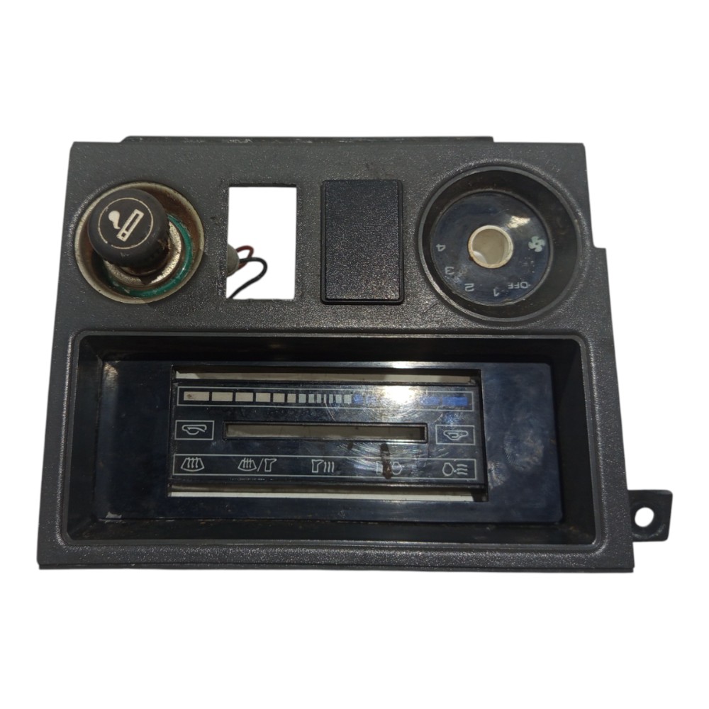 Moldura Acendedor Controle Ar Kia Besta 1997 1998 A 2005 1