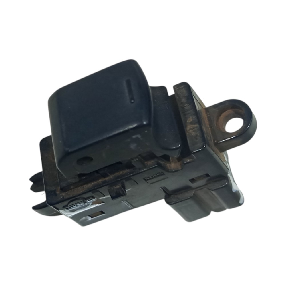 Botão Vidro Elétrico Tras Direito Nissan Sentra 2007 A 2013 4