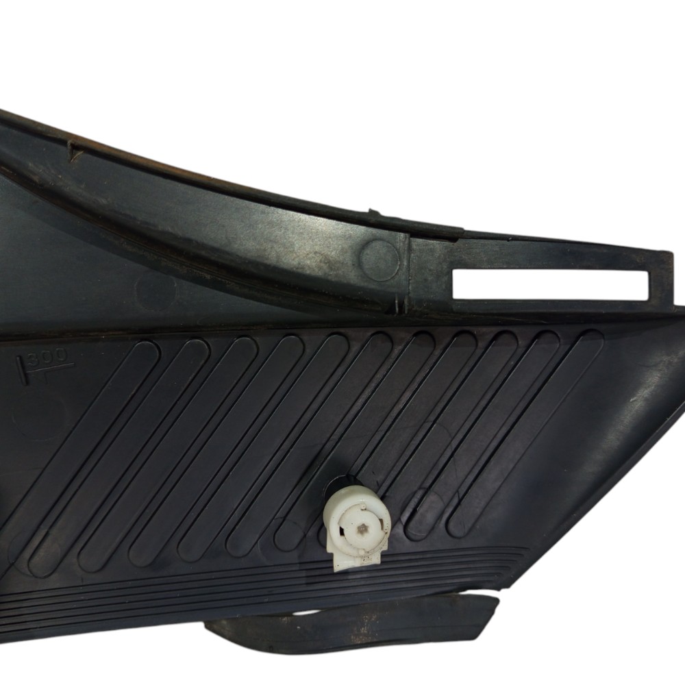 Moldura Churrasqueira Parabrisa Renault Clio 2002 A 2009 5