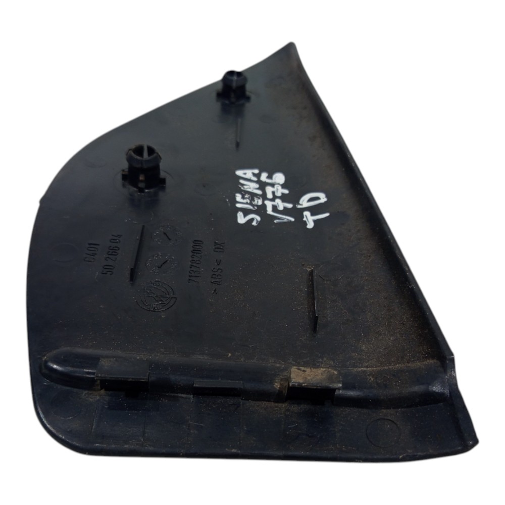 Moldura Externa Porta Traseira Direita Fiat Siena 1996 A 00 6